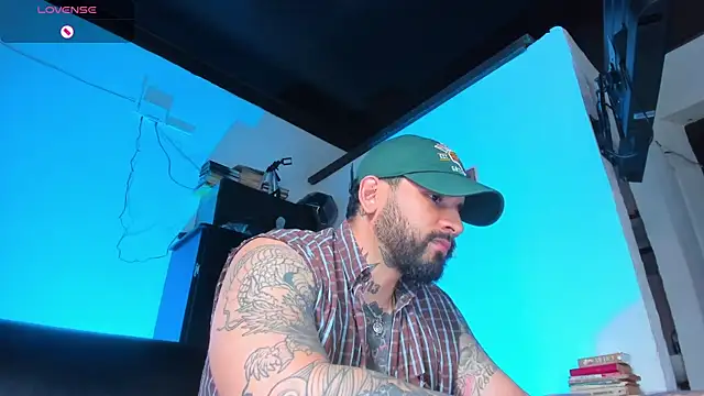 CamiloGray  online show from 09/18/25, 03:14