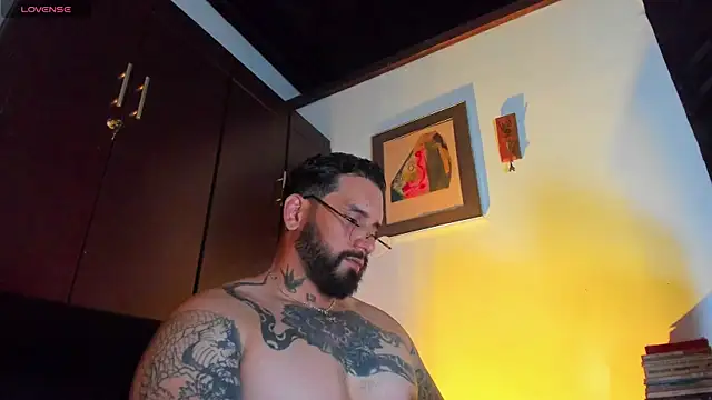 CamiloGray  online show from 05/11/26, 02:45