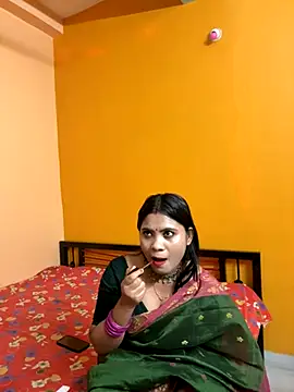 Snapshot of wow-wow-sexy chatting on 10/13/25, 06:08 wow-wow-sexy online show from 10/13/25, 06:08