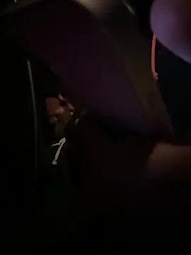 Snapshot of waakenda chatting on 11/13/25, 11:58 waakenda online show from 11/13/25, 11:58