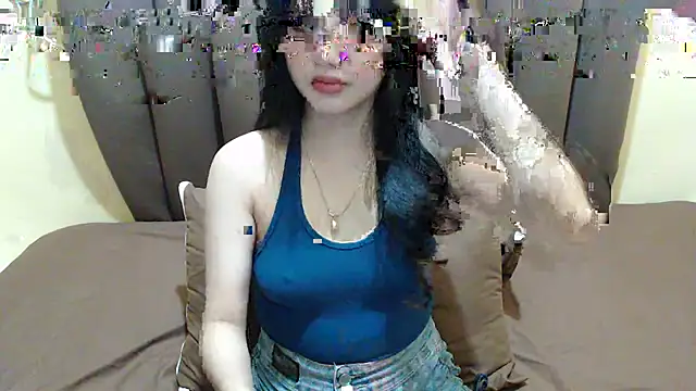 Snapshot of x_brittany_x chatting on 06/26/26, 08:35 x brittany x online show from 06/26/26, 08:35