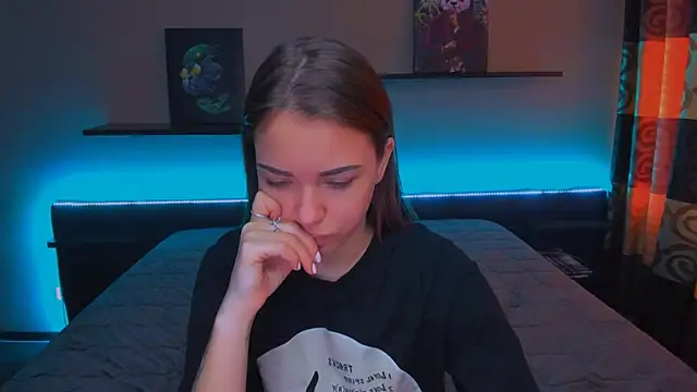 AlexaBarkley online show from 01/31/25, 03:20