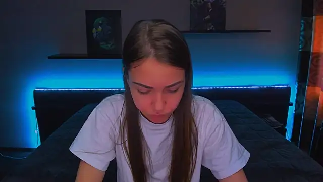 AlexaBarkley online show from 03/19/25, 06:14