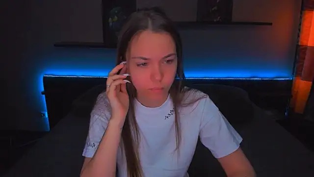 AlexaBarkley online show from 04/30/26, 12:17