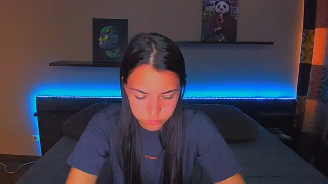 AlexaBarkley online show from 06/25/26, 12:32