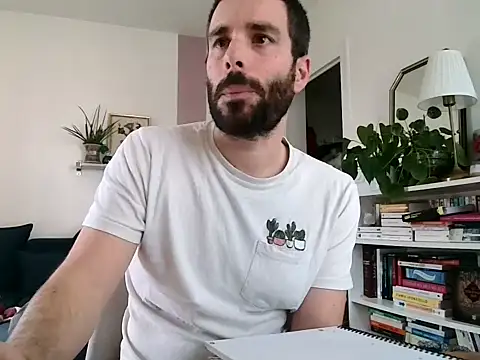 Snapshot of Simon-tem chatting on 03/03/26, 02:34 Simon-tem online show from 03/03/26, 02:34