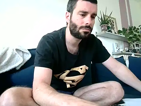 Snapshot of Simon-tem chatting on 04/10/26, 07:46 Simon-tem online show from 04/10/26, 07:46