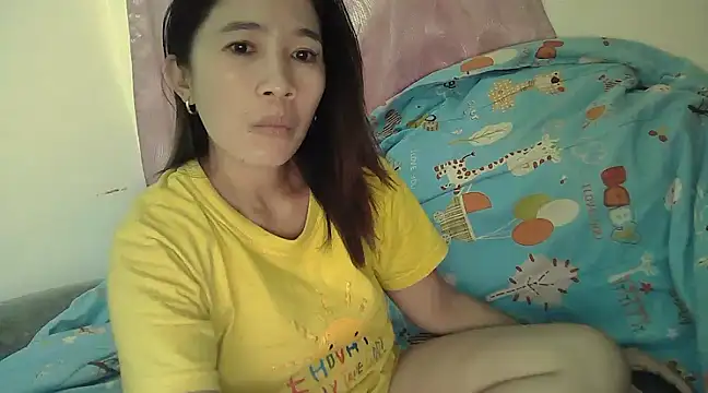 Snapshot of Alexiadreamer chatting on 01/06/25, 02:47 Alexiadreamer online show from 01/06/25, 02:47