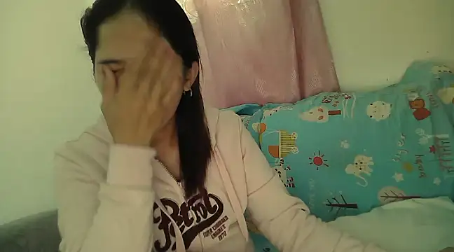 Snapshot of Alexiadreamer chatting on 01/14/25, 10:44 Alexiadreamer online show from 01/14/25, 10:44