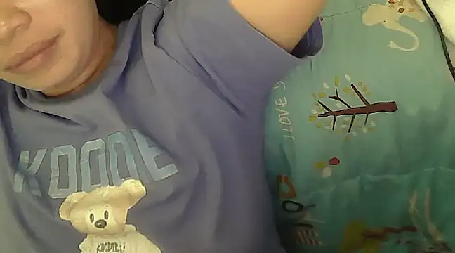 Snapshot of Alexiadreamer chatting on 02/19/25, 07:27 Alexiadreamer online show from 02/19/25, 07:27