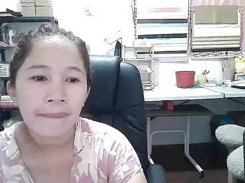 Snapshot of Alexiadreamer chatting on 04/06/26, 03:35 Alexiadreamer online show from 04/06/26, 03:35