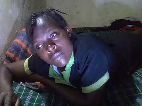 cute-shamza online show from 09/17/25, 04:30