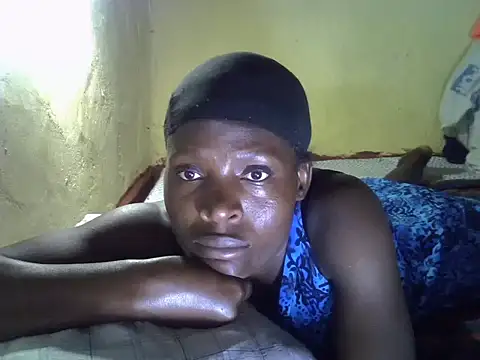 cute-shamza online show from 11/23/25, 05:24