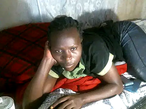 cute-shamza online show from 01/15/26, 05:01