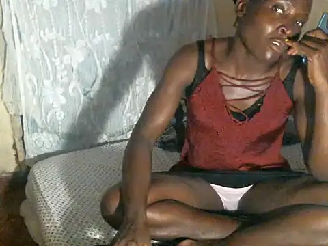 cute-shamza online show from 01/18/26, 04:44