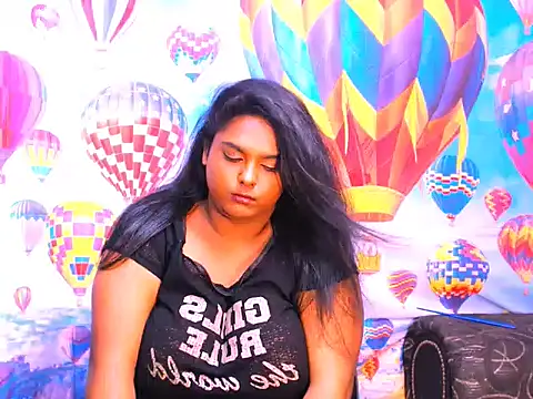 Snapshot of Indianfairy99 chatting on 01/21/25, 11:34 Indianfairy99 online show from 01/21/25, 11:34