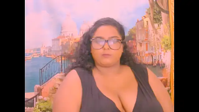 Snapshot of Indianfairy99 chatting on 12/04/25, 12:25 Indianfairy99 online show from 12/04/25, 12:25