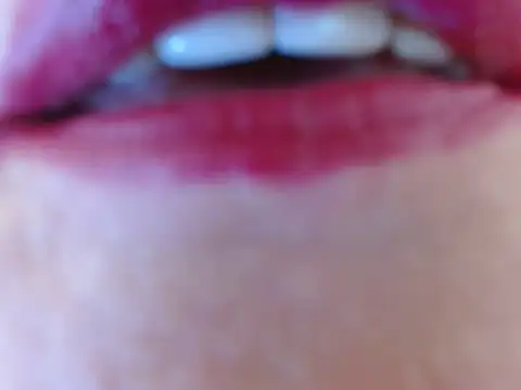 keiila  online show from 11/11/25, 02:33