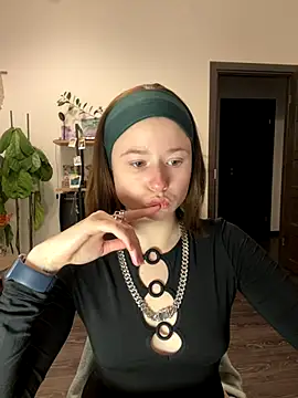 sweetest pie online show from 12/05/24, 04:34