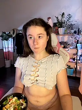 sweetest pie online show from 09/20/25, 03:02