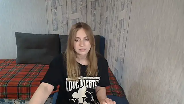Pilly green  online show from 04/27/26, 07:17