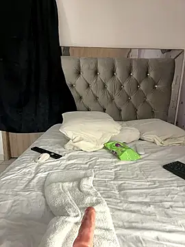 Snapshot of daliz_20_z chatting on 01/13/26, 05:02 daliz 20 z online show from 01/13/26, 05:02