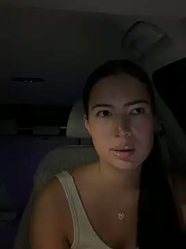 clairewntr online show from 11/11/25, 09:15