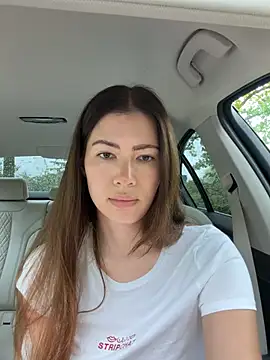 clairewntr online show from 05/18/26, 02:01