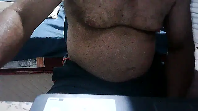 Snapshot of eduar570 chatting on 02/21/26, 01:50 eduar570 online show from 02/21/26, 01:50