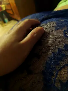 LovlyAnnie online show from 12/15/25, 05:12