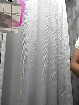 Snapshot of aisha_latina chatting on 12/15/25, 01:59 aisha latina online show from 12/15/25, 01:59