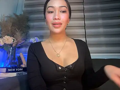 Snapshot of Jasmine_Elcock chatting on 09/08/25, 06:40 Jasmine Elcock online show from 09/08/25, 06:40