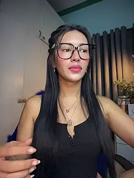 Jasmine Elcock online show from 06/07/26, 08:12
