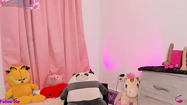 Snapshot of SophieRossi chatting on 02/20/26, 03:25 SophieRossi online show from 02/20/26, 03:25