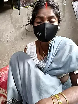 Snapshot of Arti032 chatting on 01/11/26, 10:48 Arti032 online show from 01/11/26, 10:48