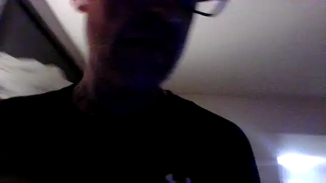 Snapshot of CAMINCHANCE chatting on 03/15/26, 09:37 CAMINCHANCE online show from 03/15/26, 09:37