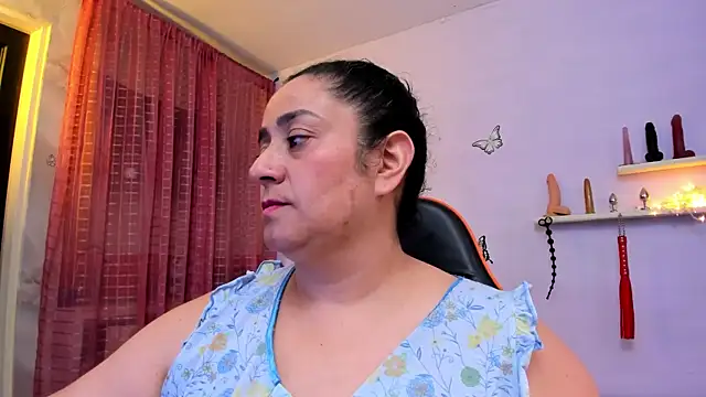 Snapshot of agathaxxx-69 chatting on 03/29/26, 06:08 agathaxxx-69 online show from 03/29/26, 06:08