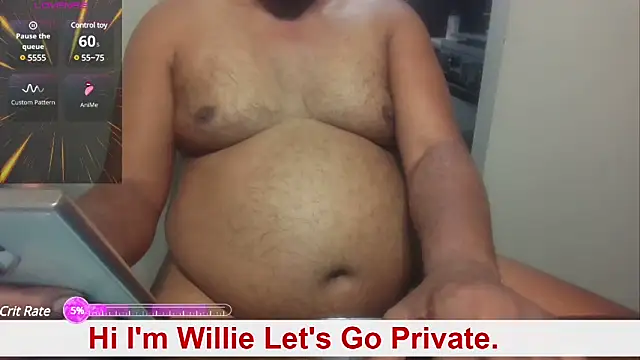 Snapshot of OldErotica chatting on 01/30/25, 12:18 OldErotica online show from 01/30/25, 12:18