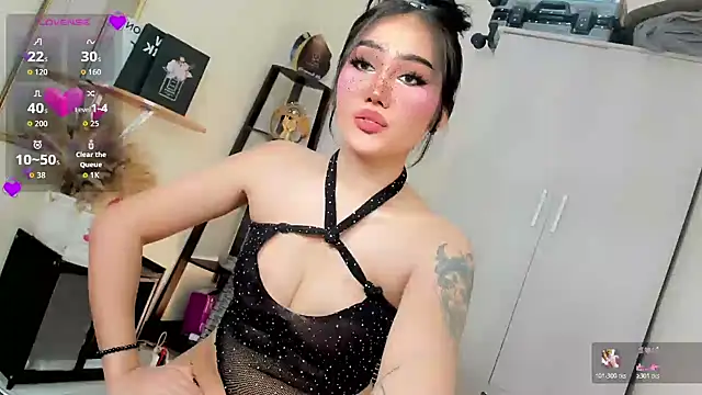 Snapshot of Icon1c_LiLy chatting on 10/30/25, 06:08 Icon1c LiLy online show from 10/30/25, 06:08