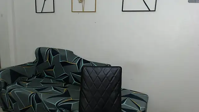 AmazingLuchie online show from 02/17/25, 05:47