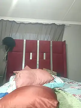 HoneyDropsX online show from 03/05/25, 04:02