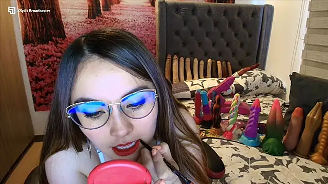 sofia23dirty online show from 09/23/25, 05:27