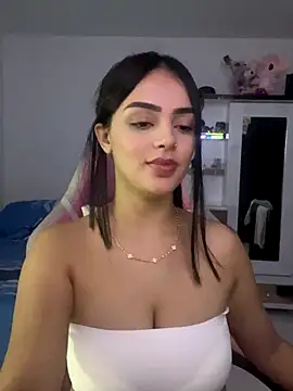 anniehart online show from 11/14/25, 02:10