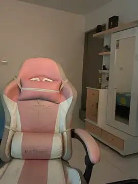 anniehart online show from 03/08/26, 01:36