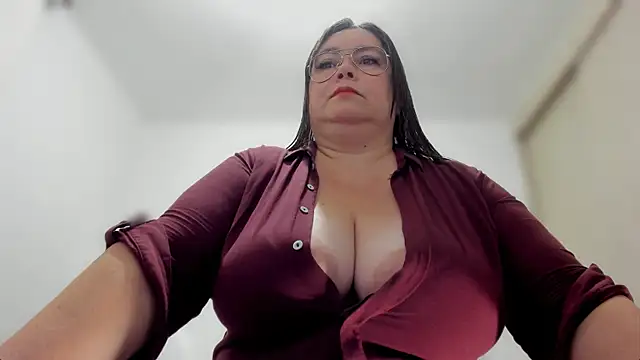 esmeraldamfc online show from 01/11/25, 12:01