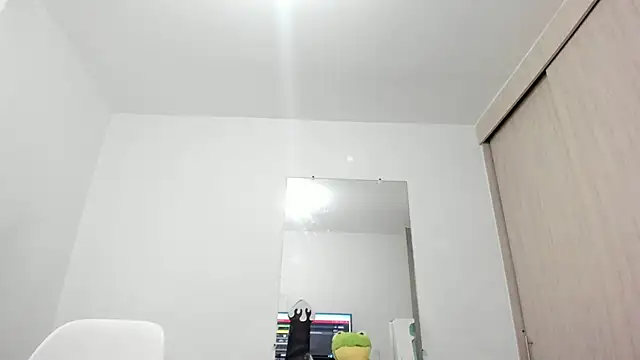 esmeraldamfc online show from 03/13/25, 12:46