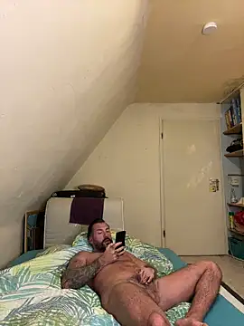 Snapshot of 2guysforu chatting on 02/23/25, 09:26 2guysforu online show from 02/23/25, 09:26