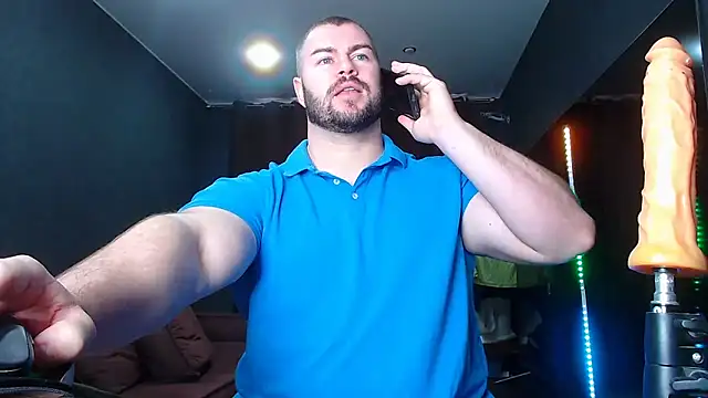 Snapshot of muscularjohnforuX chatting on 03/08/25, 09:50 muscularjohnforuX online show from 03/08/25, 09:50