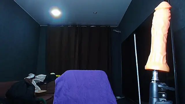 Snapshot of muscularjohnforuX chatting on 03/15/25, 06:43 muscularjohnforuX online show from 03/15/25, 06:43