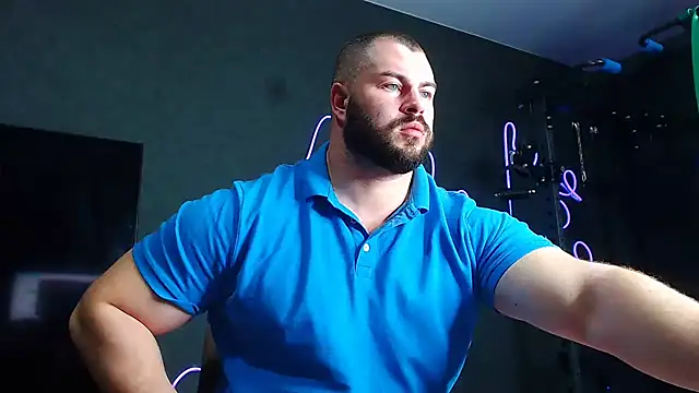 Snapshot of muscularjohnforuX chatting on 02/15/26, 08:16 muscularjohnforuX online show from 02/15/26, 08:16